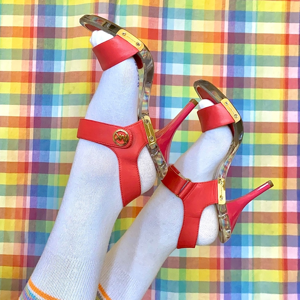 Salmón pink Michael Kors heels